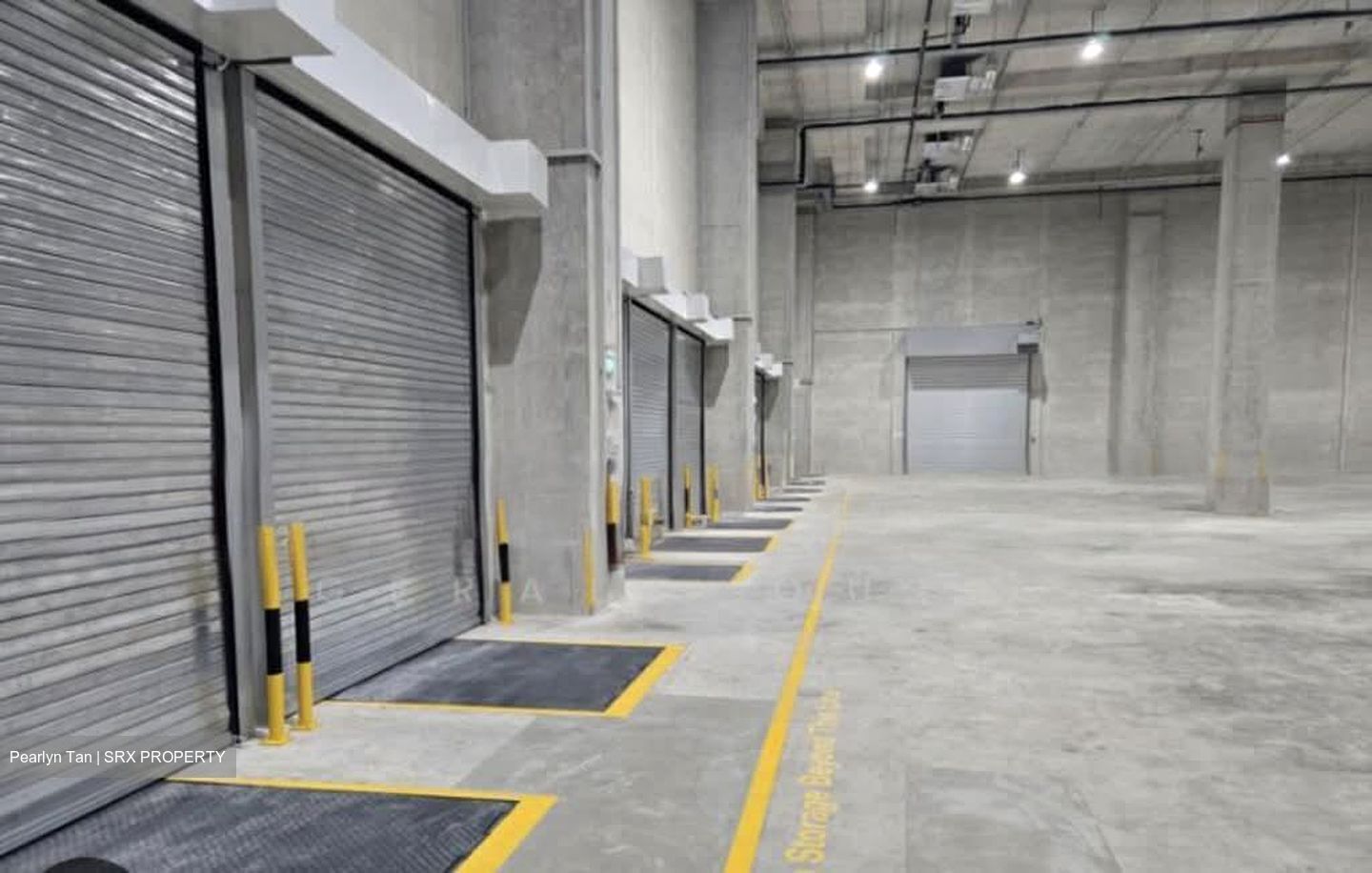 Tuas Road (D22), Factory #543689001